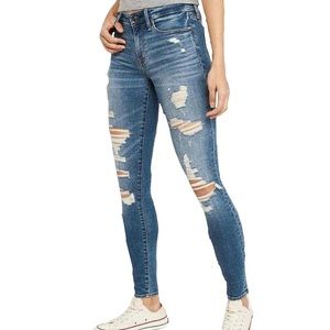 Abercrombie & Fitch Ripped Harper Super Skinny Jeans (24/OOs-light wash)